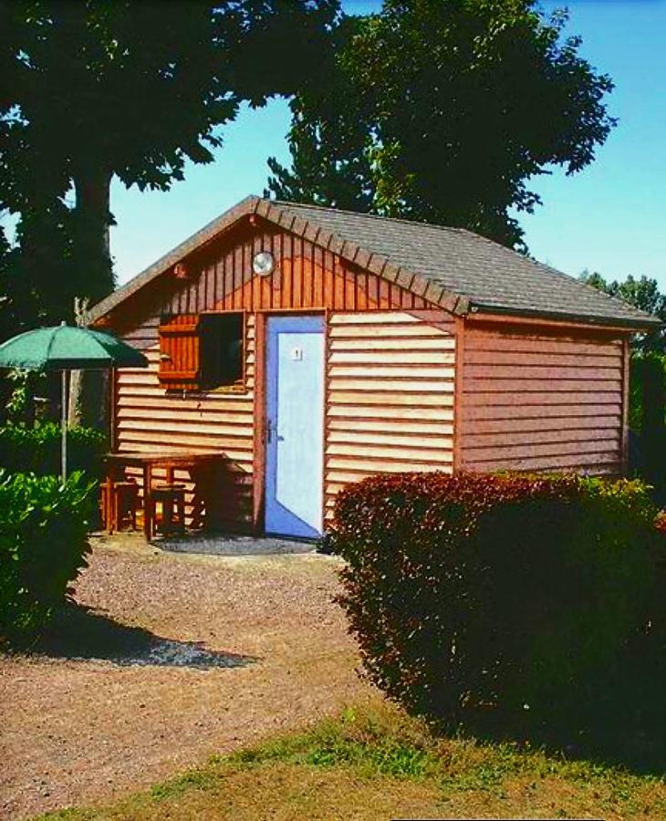 Camping Mayet-De-Montagne Le Mayet-de-Montagne Exterior photo